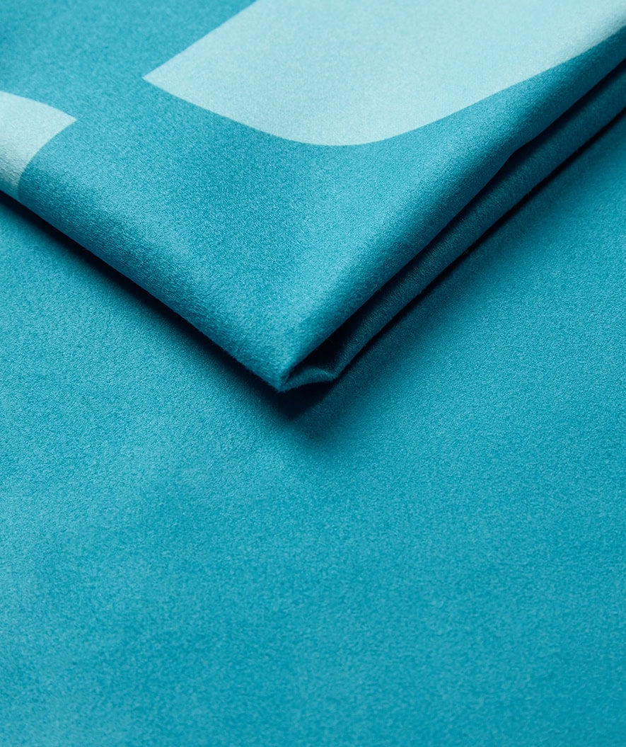 Watery mikrofiberhandduk (175 x 110 cm) - Rafferty - Ocean Blue